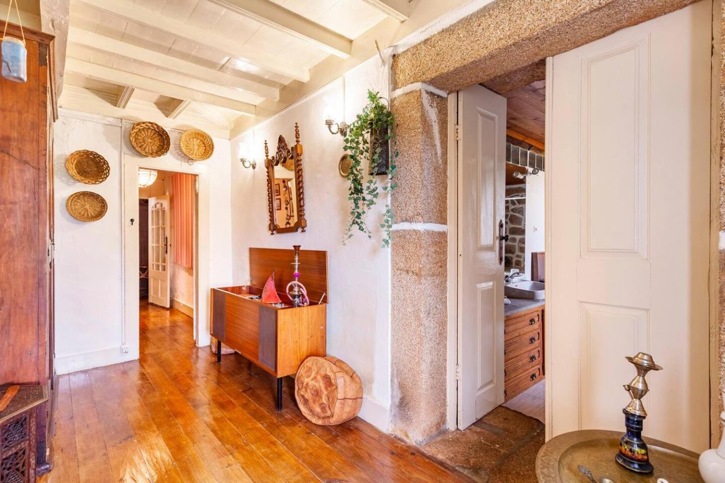 Solar Dos Carvalhos Bed & Breakfast Sernancelhe Bilik gambar