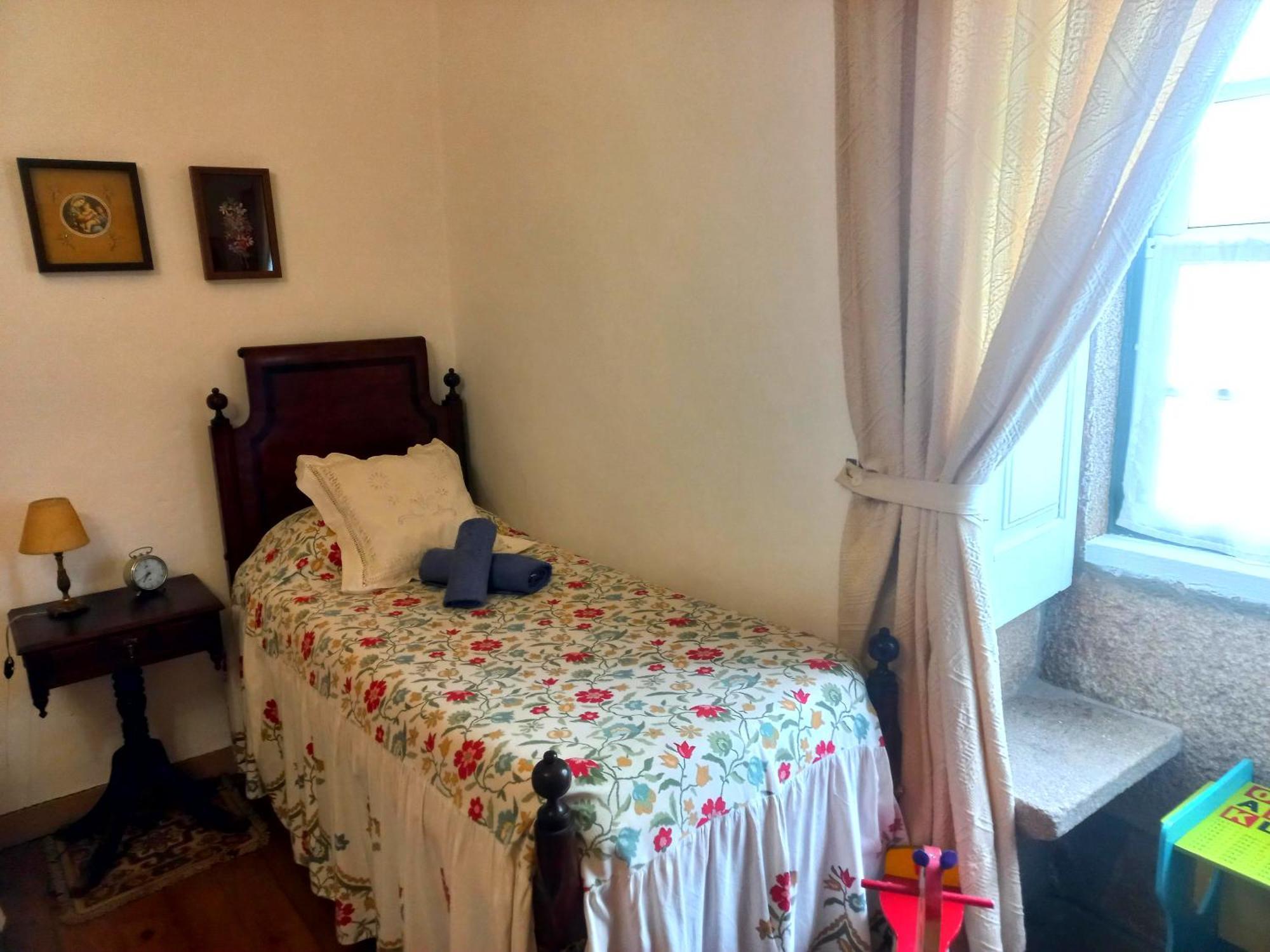 Solar Dos Carvalhos Bed & Breakfast Sernancelhe Bilik gambar